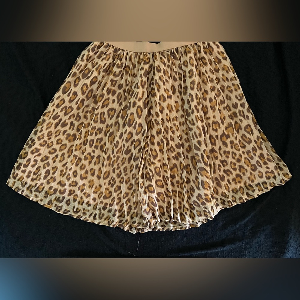 Gapkids girls Leopard skirt size M gently worn